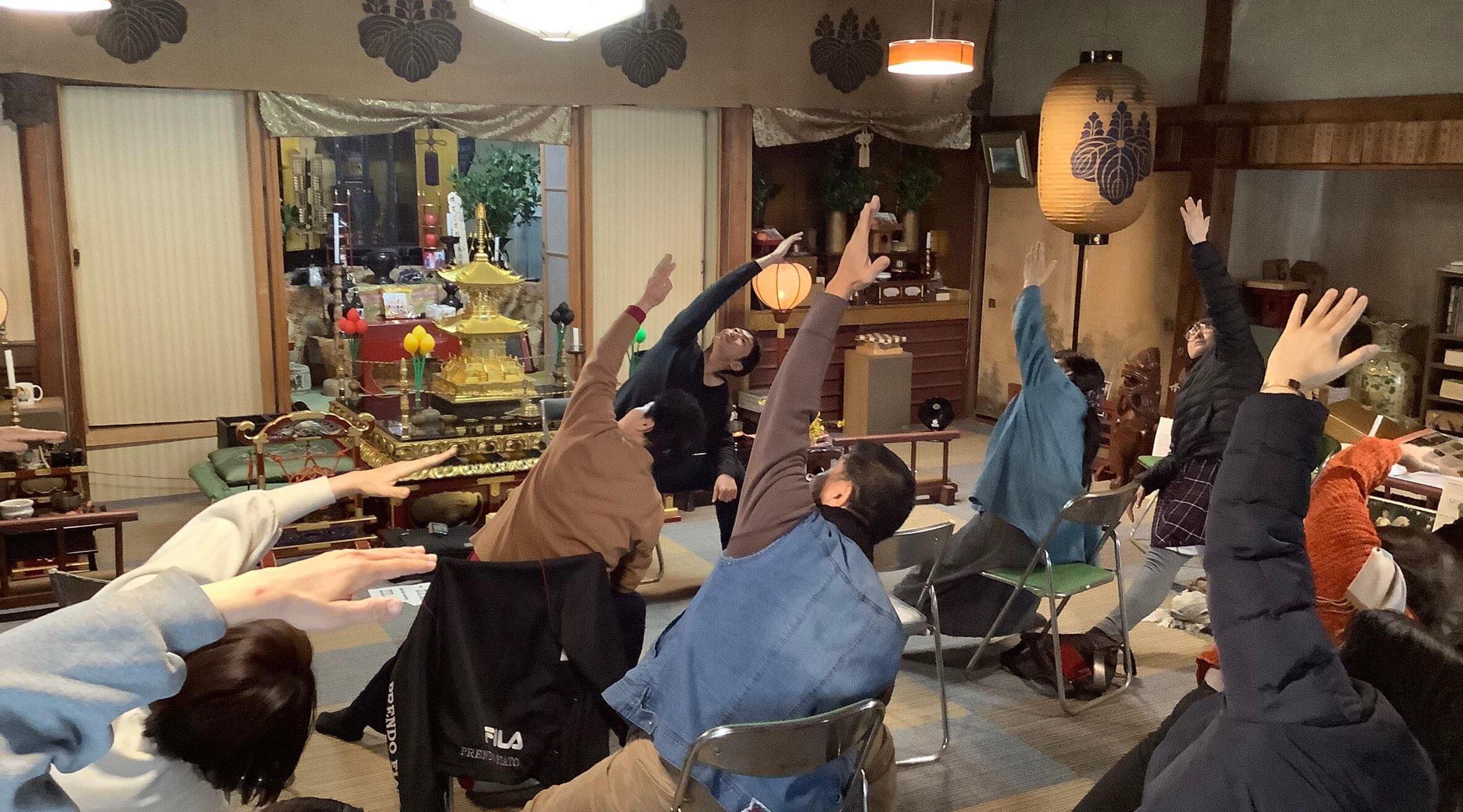 Alt="本岡秀人 みんなのヒュッゲ"